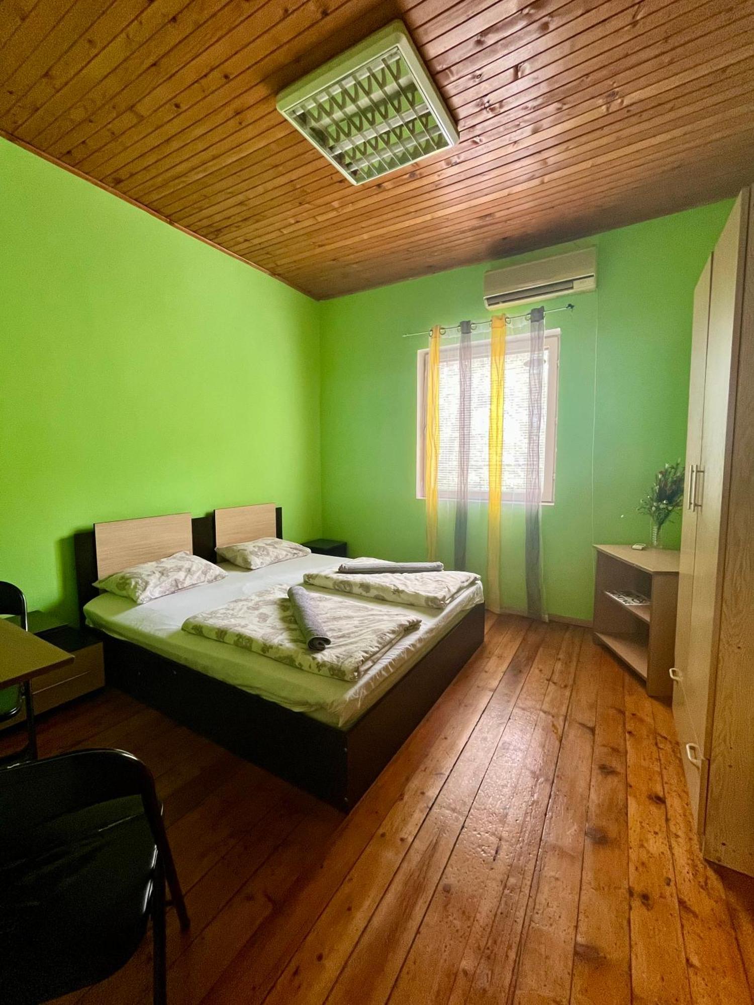 Elegance On A Budget - Rooms For Rent In Sofia Center Eksteriør bilde