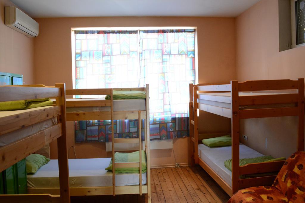 Elegance On A Budget - Rooms For Rent In Sofia Center Eksteriør bilde