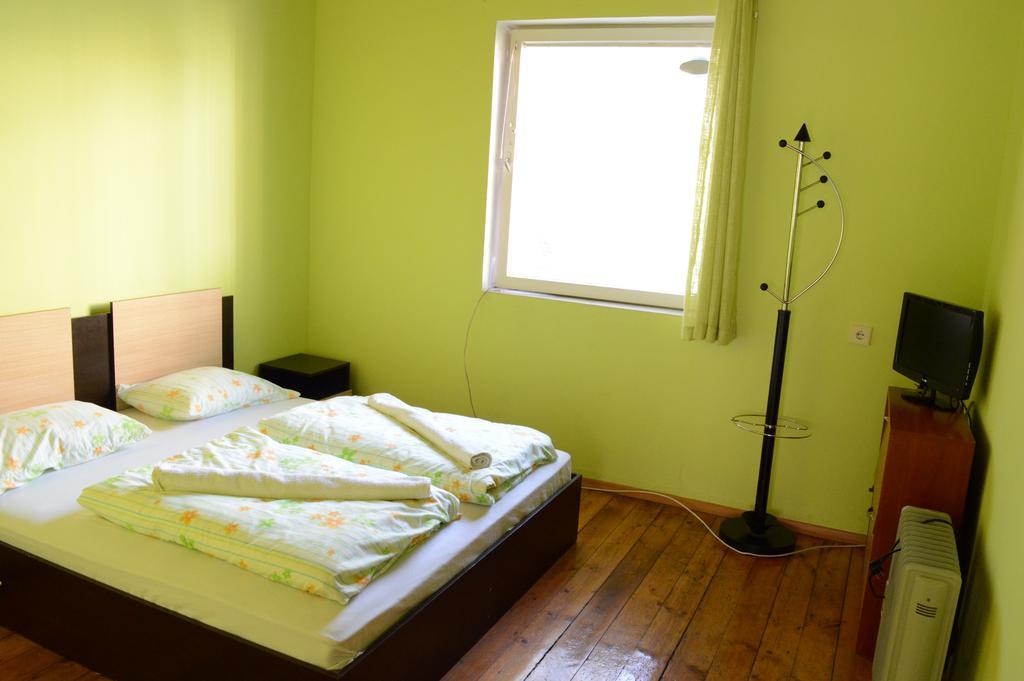 Elegance On A Budget - Rooms For Rent In Sofia Center Eksteriør bilde