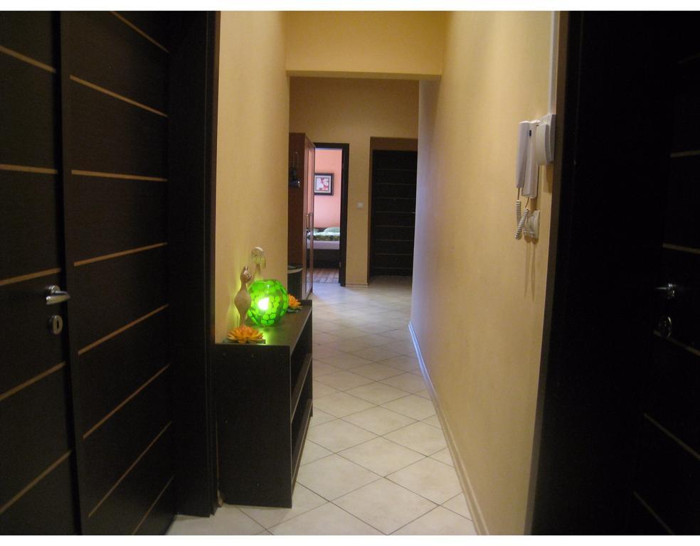 Elegance On A Budget - Rooms For Rent In Sofia Center Eksteriør bilde